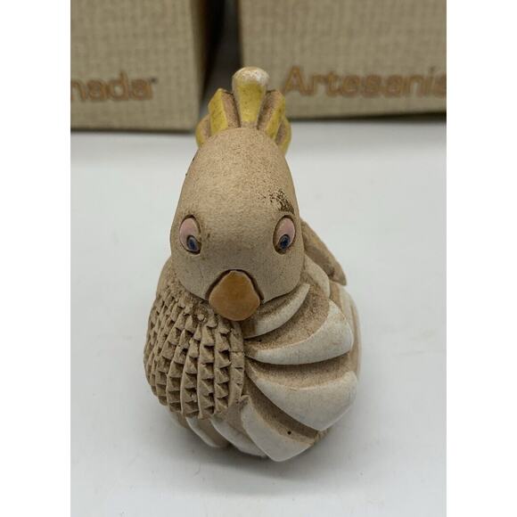 Vintage Artesania Rinconada Cockatoo Figurine Adult And Baby Original Boxes - Picture 7 of 10